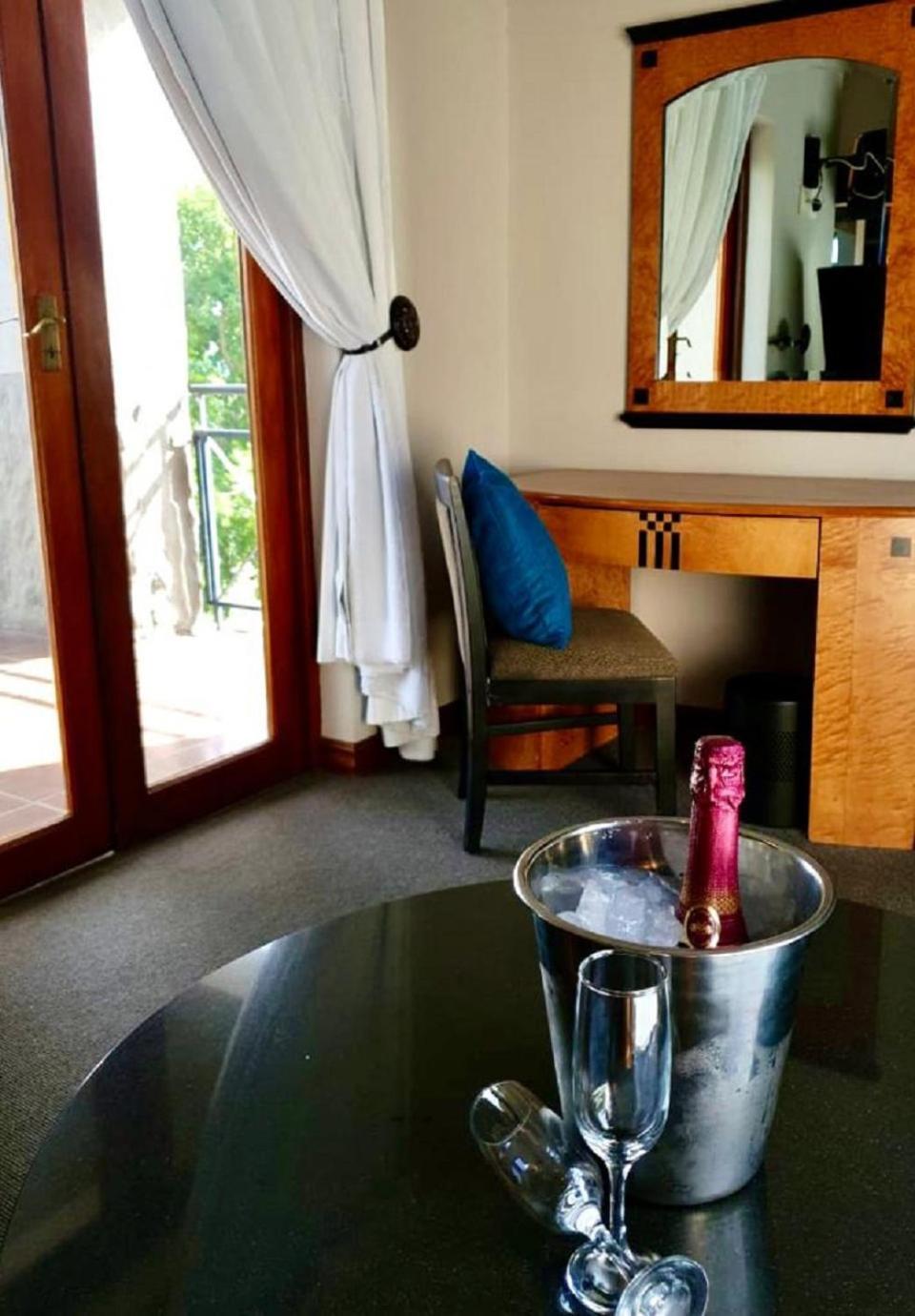 Villa Paradiso 哈特比斯普特 外观 照片